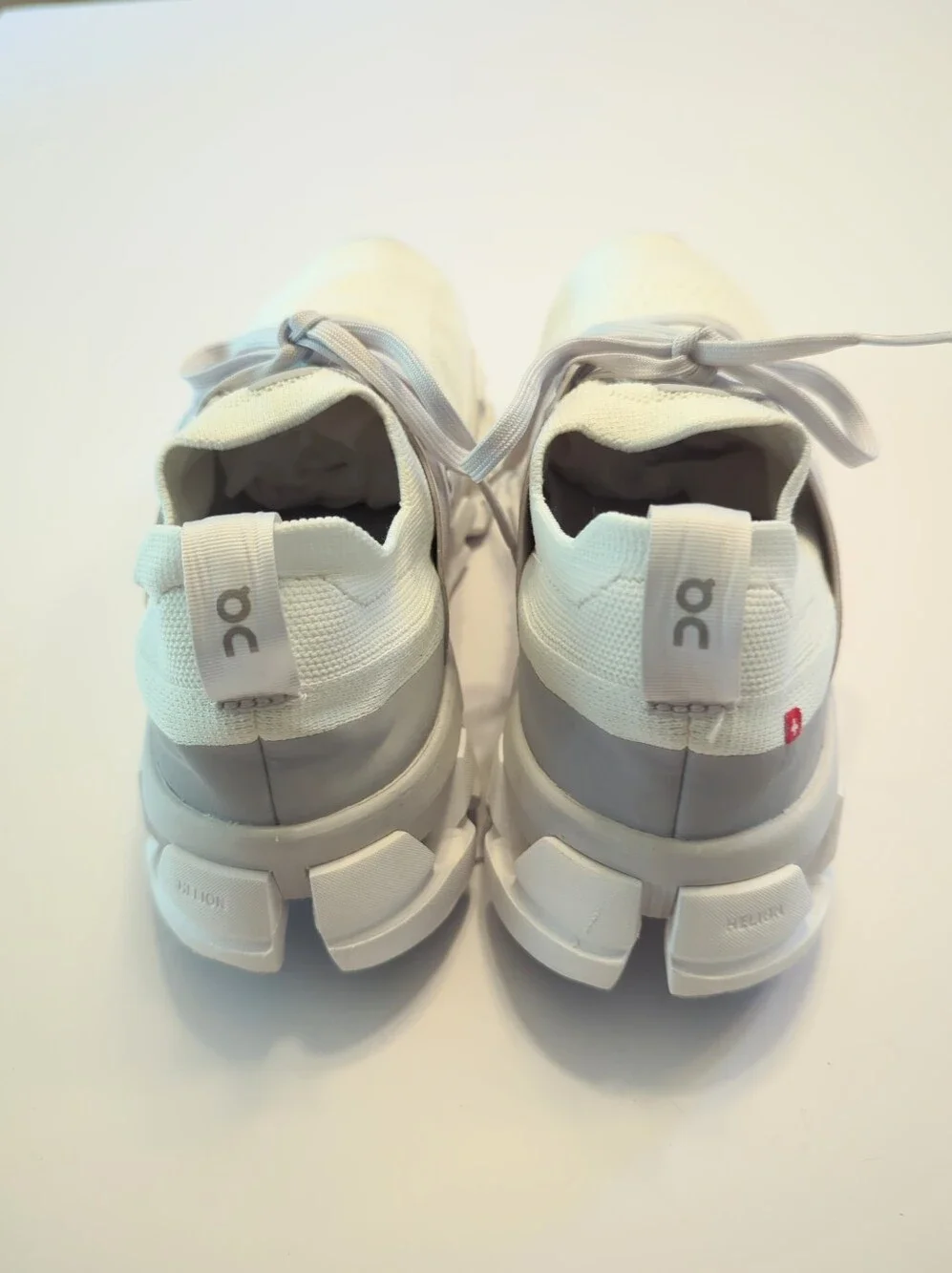 On Cloud Cloudswift 3 Daily Trainers Mesh Sneakers Size 7.5 Frost White EUC